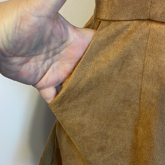 Fashion Nova Maryland Suede Romper in Camel color size M - Picture 9 of 16